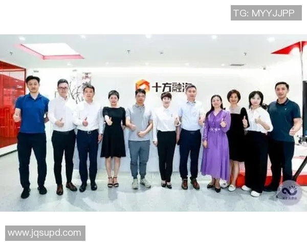 罗凯文：从普通青年到行业领军人物的奋斗历程与成功秘诀解析