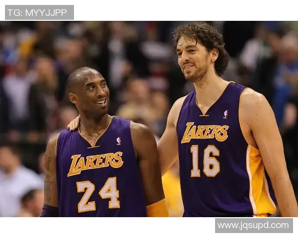 火箭队与马刺队精彩对决CCTV5直播全程回顾与分析